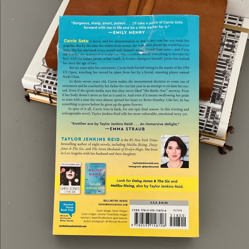 Carrie Soto Is Back by Taylor Jenkins Reid Paperback Novel - Picture 2 of 6